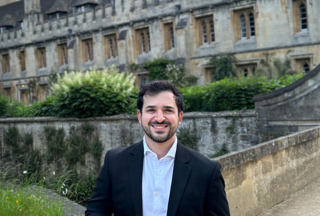 Ignacio Cofone, Oxford